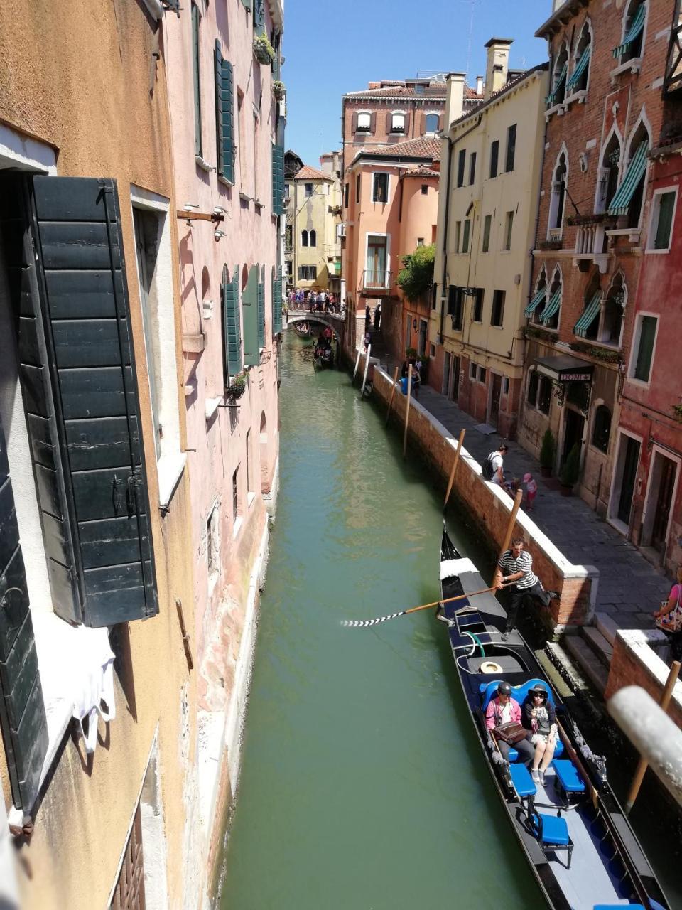 Exclusive Triple Room with canal view